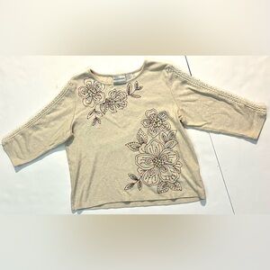 Alfred Dunner Floral Embroidered Women’s Cream 3/4 Sleeve Top Size Petite Medium